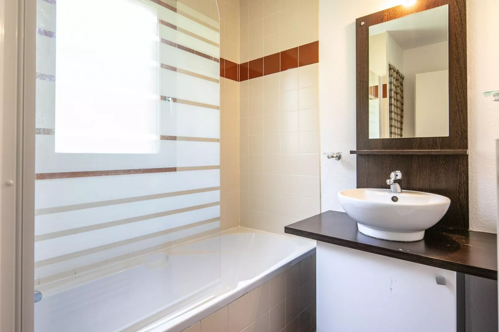 Les Gentianes 2-Bathroom