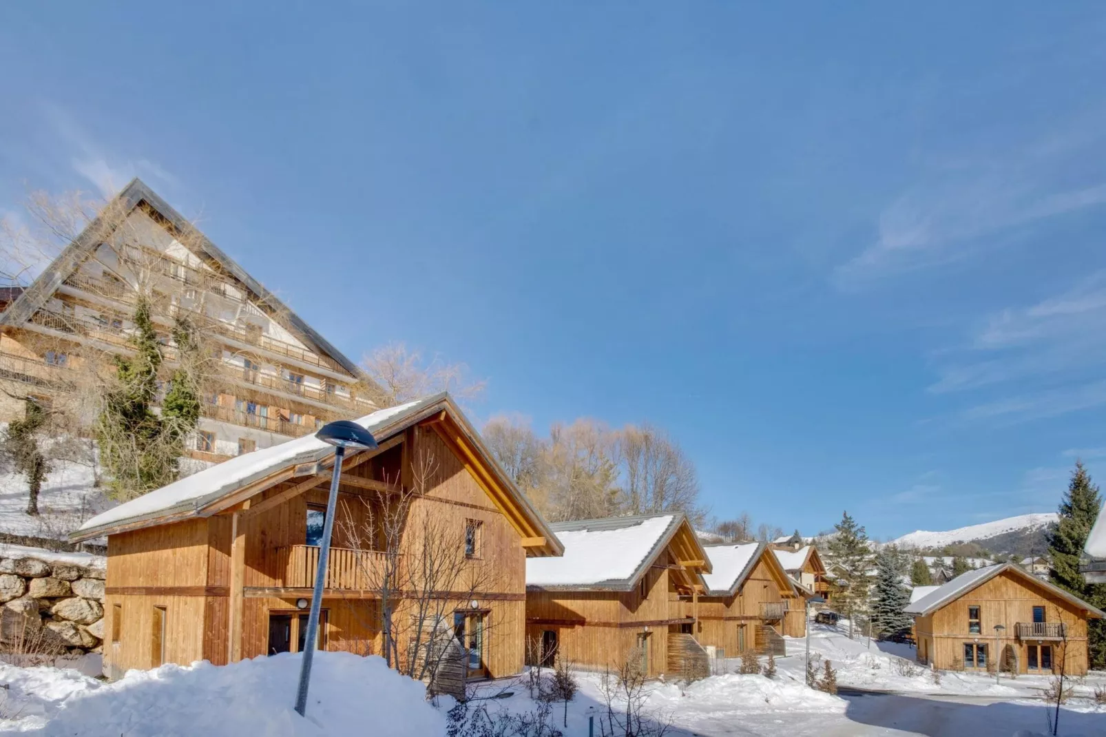 Les Gentianes 2-Exterior winter