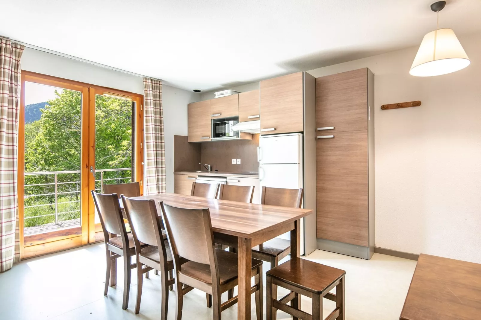 Les Gentianes 1-Kitchen