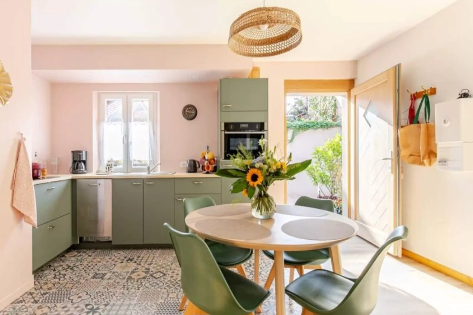 Grand Gite North-Kitchen