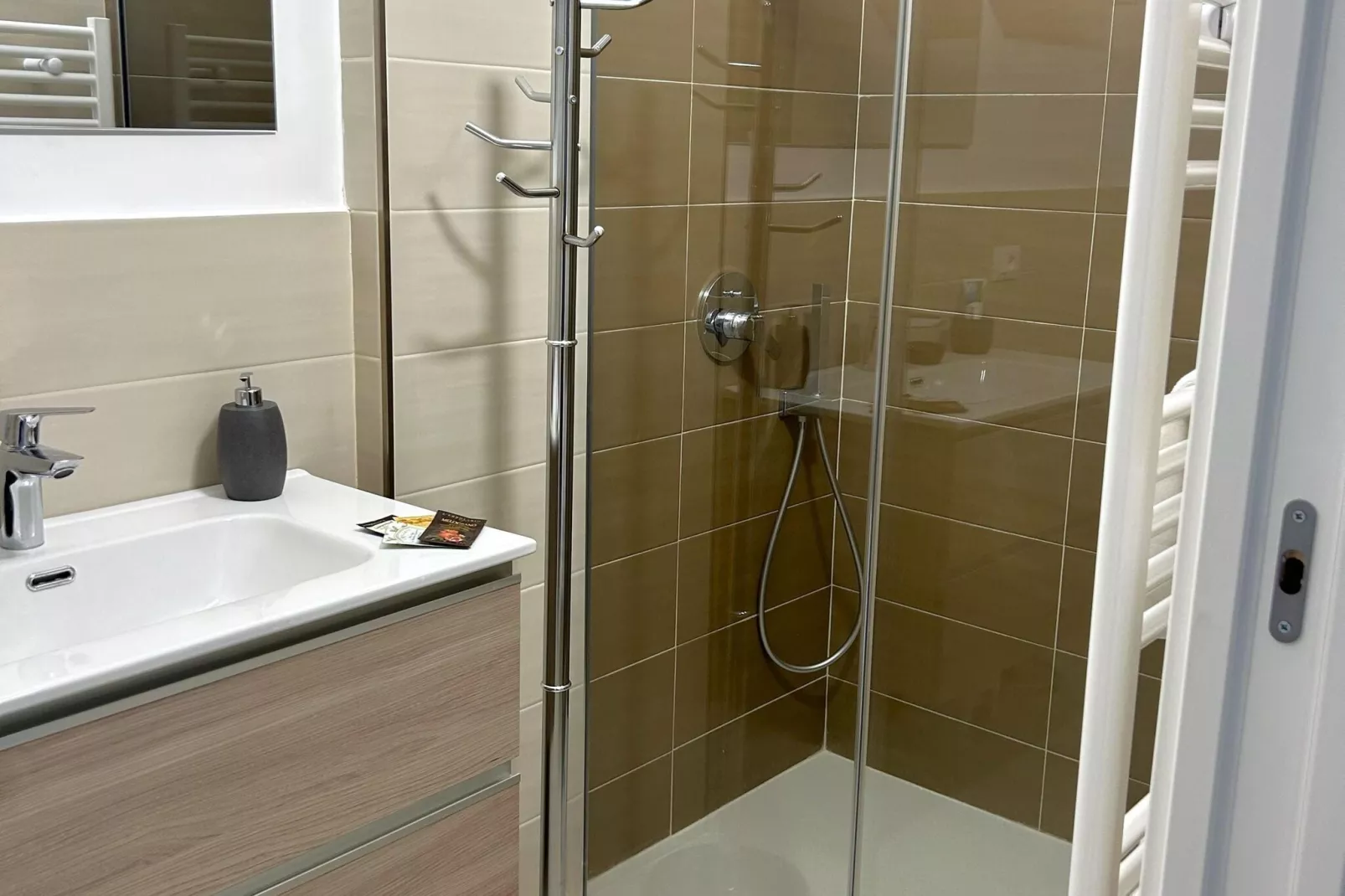 Finestrammare-Bathroom