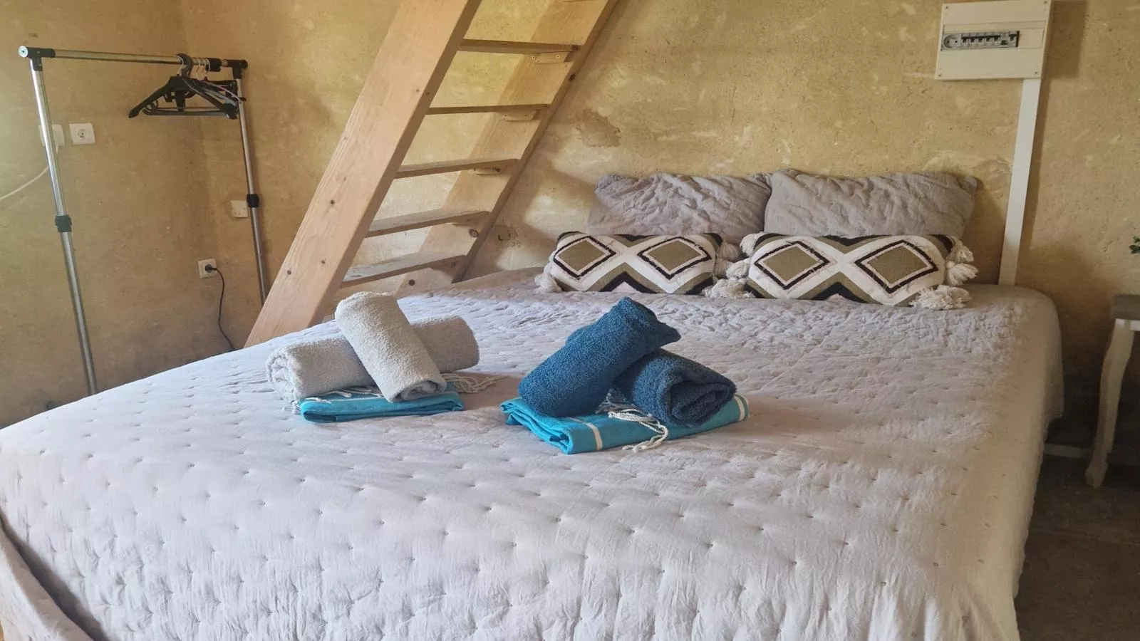 La petite Pinede-Schlafzimmer