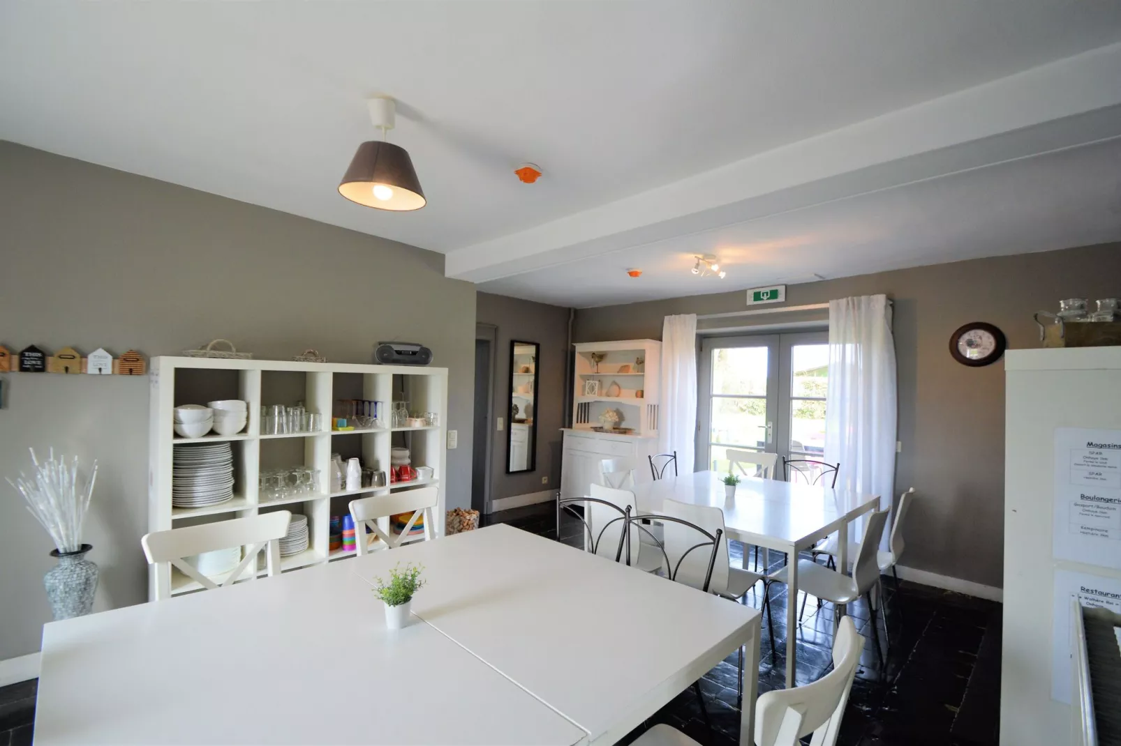 Côté Campagne 15-Dining room