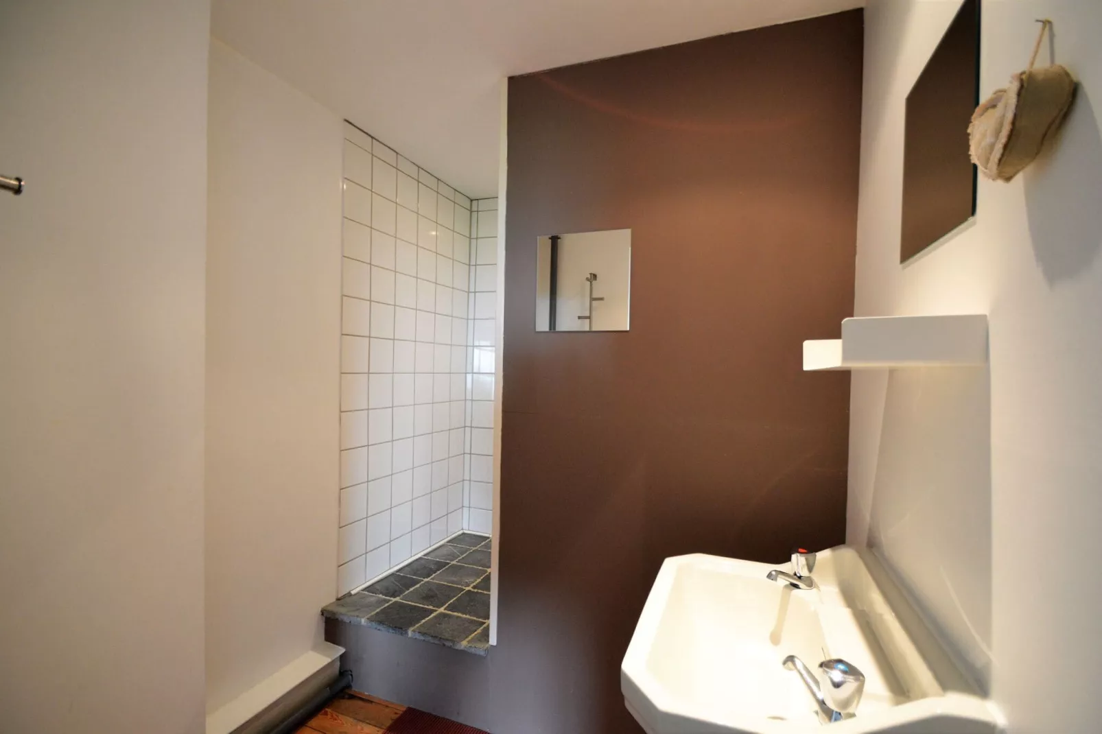 Côté Campagne 15-Bathroom