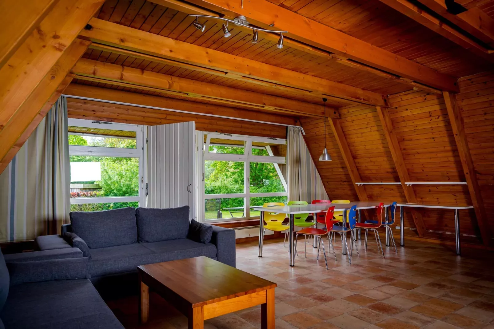 Nurdachhaus HiPr 85 qm-Living room
