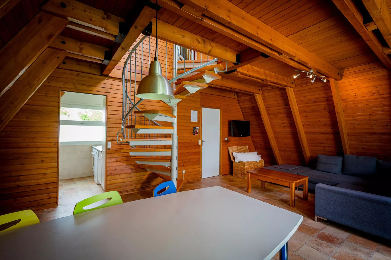 Nurdachhaus HiPr 85 qm-Living room