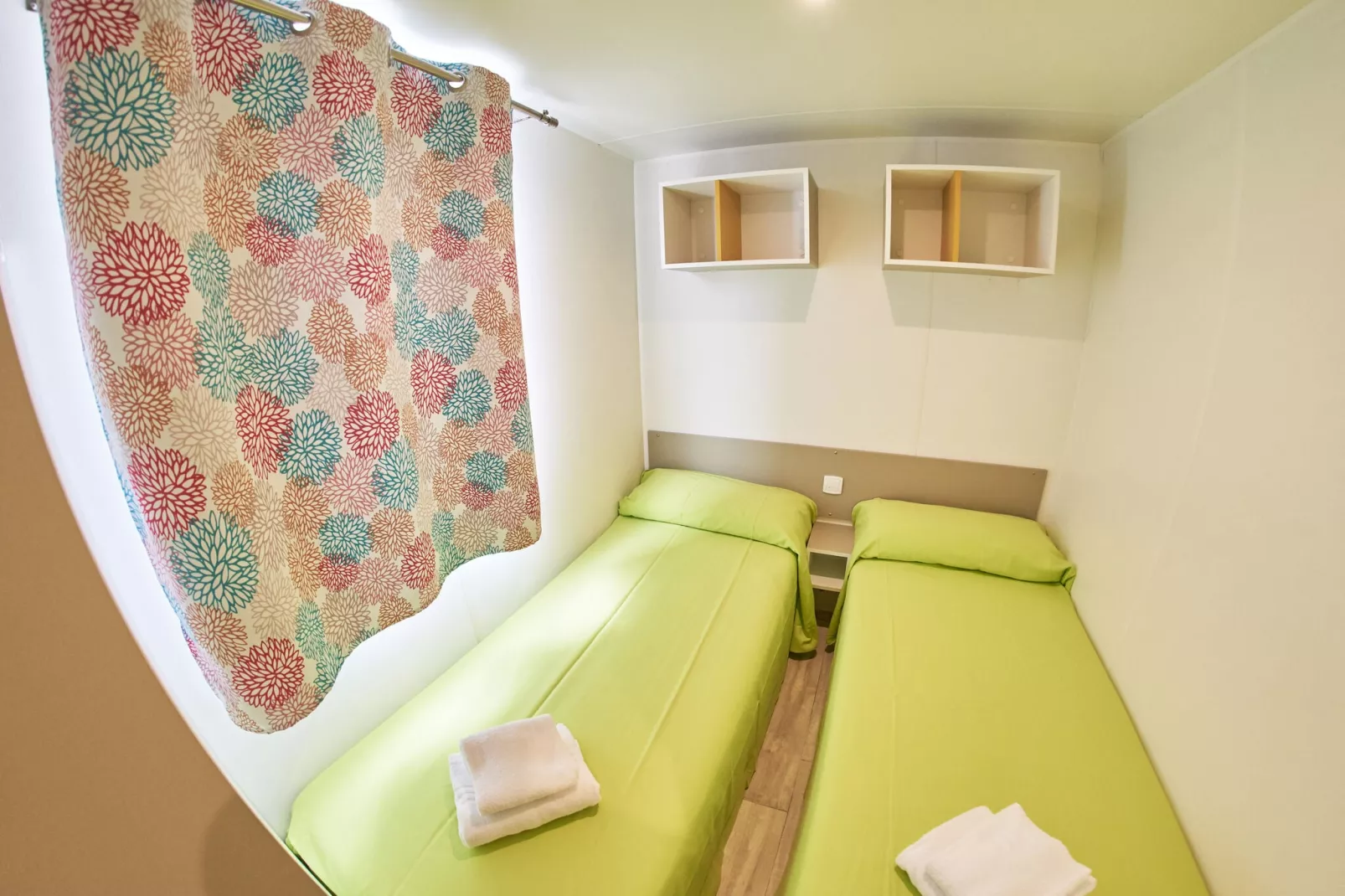 Els Pins- Mobile-Home Premium 3-Bedroom