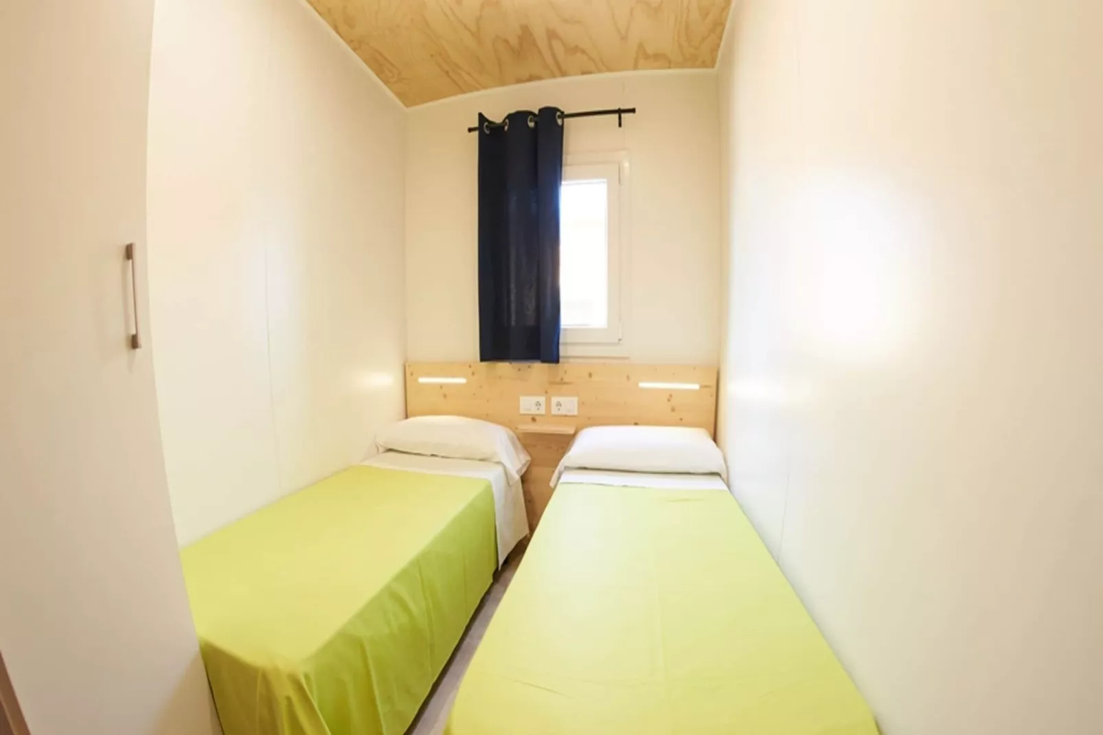 Els Pins- Mobile-Home Plus 3-Bedroom
