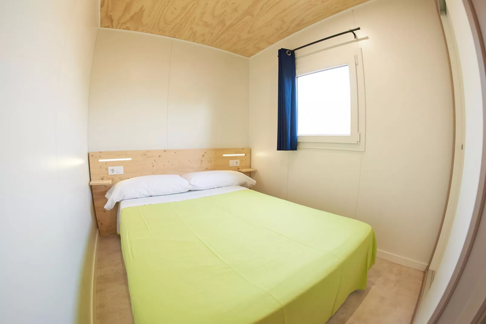 Els Pins- Mobile-Home Plus 2-Bedroom