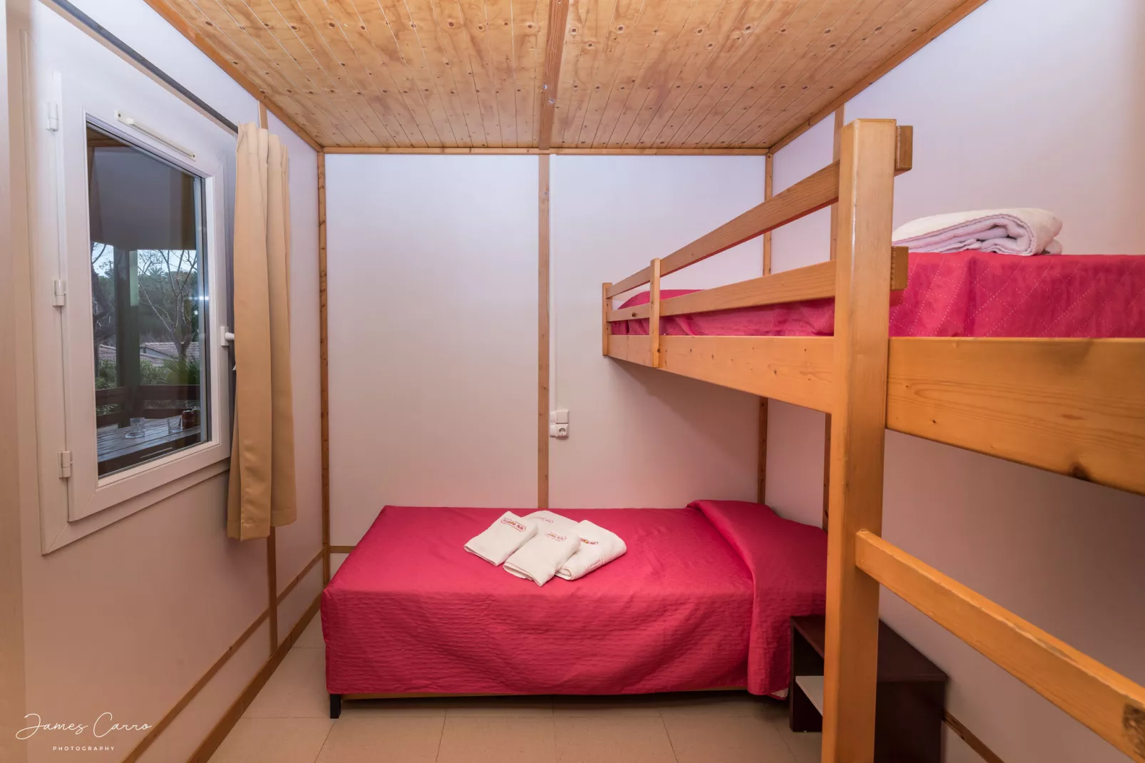 Vilanova Park Bungalow S800-Bedroom