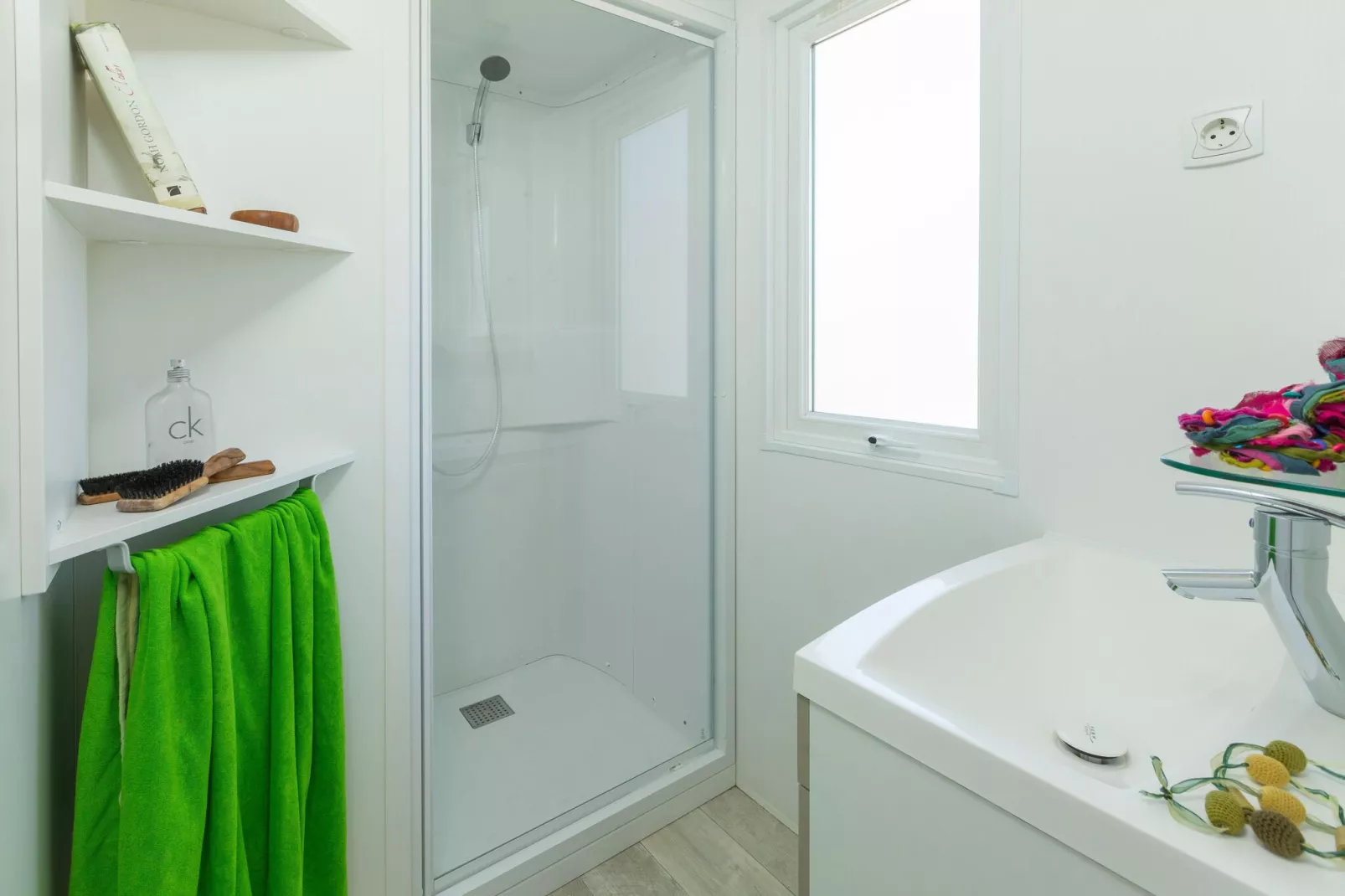 CAMPING INTERPALS- Bungalow Sa Riera-Bathroom