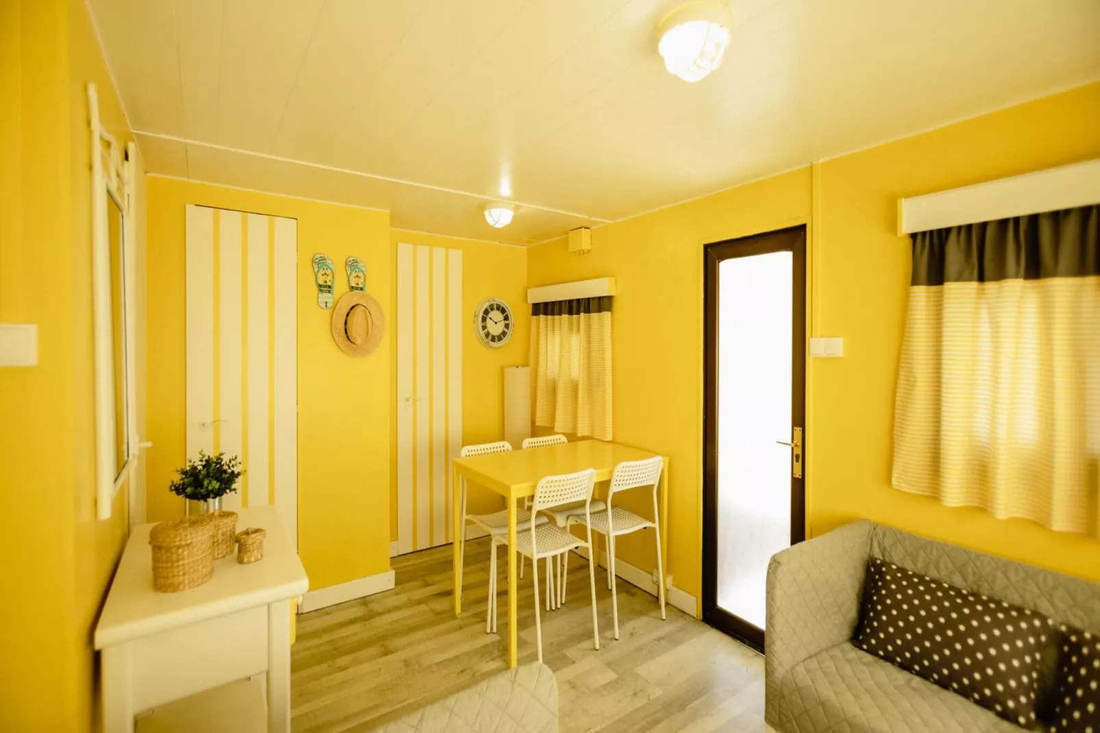 Miramar Mobile home CINQUE TERRE-Living room