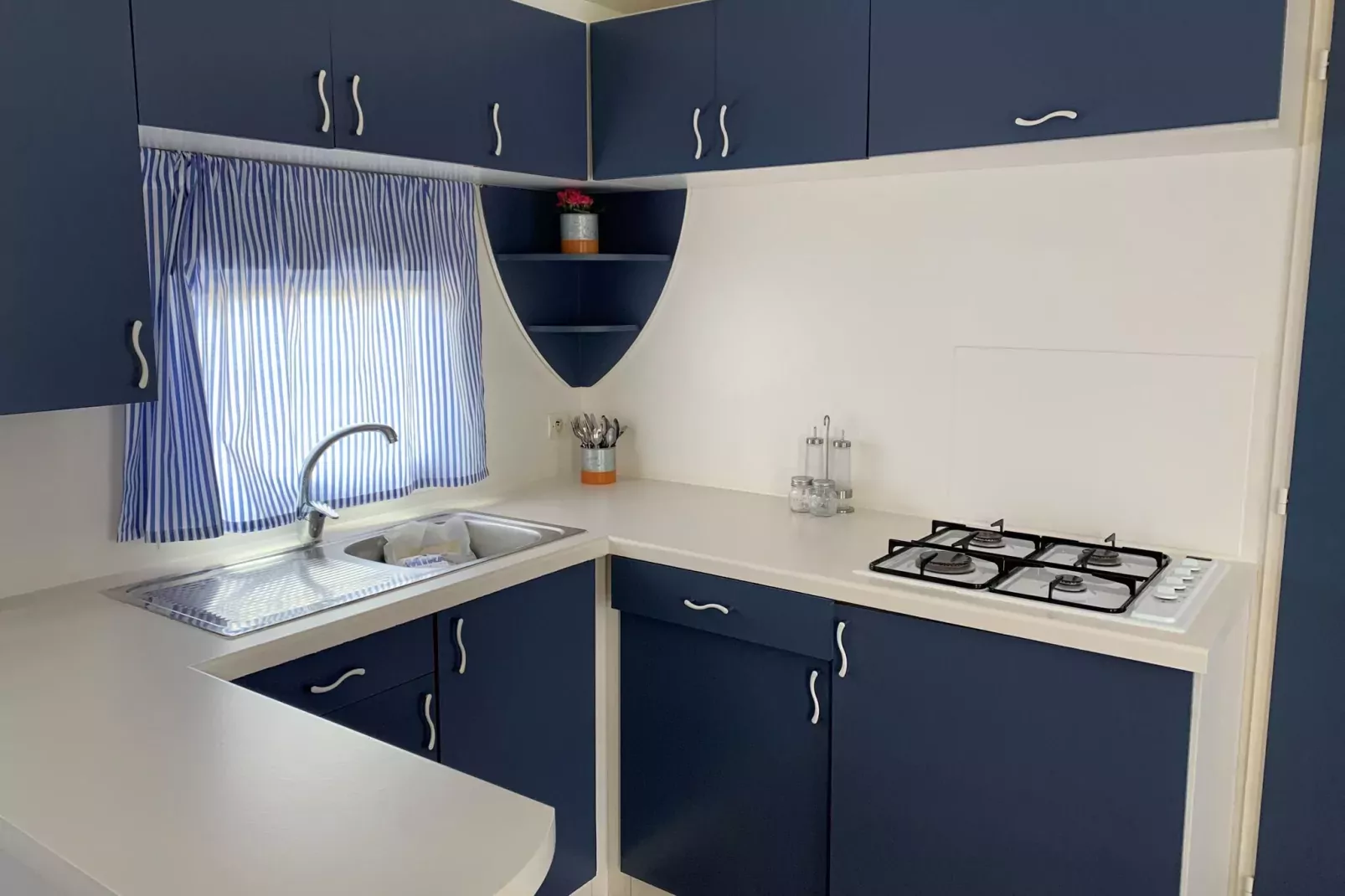 Camping Miramar- Mobile home-Kitchen