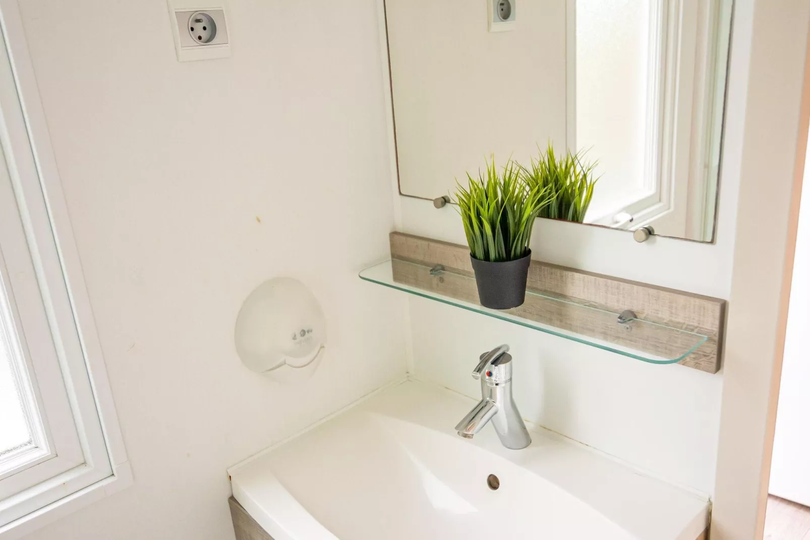 Torre del Sol Cottage Wellness-Bathroom