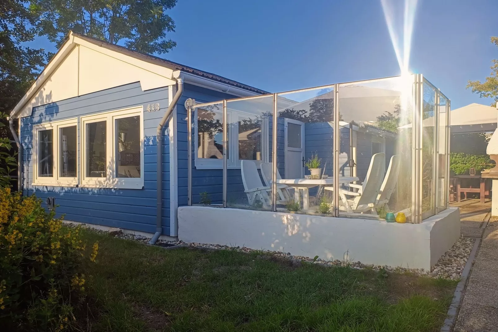 Cosy Hideout-Exterior summer