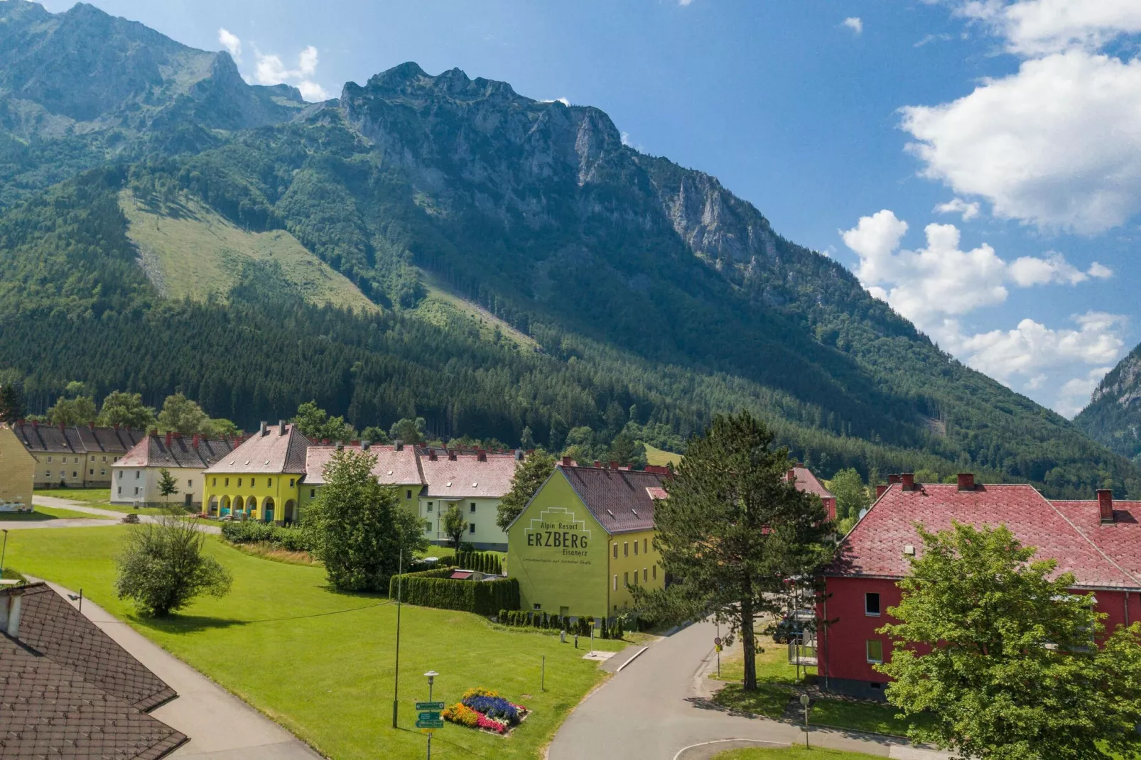 Erzberg Alpin Resort  2-Aussicht Sommer