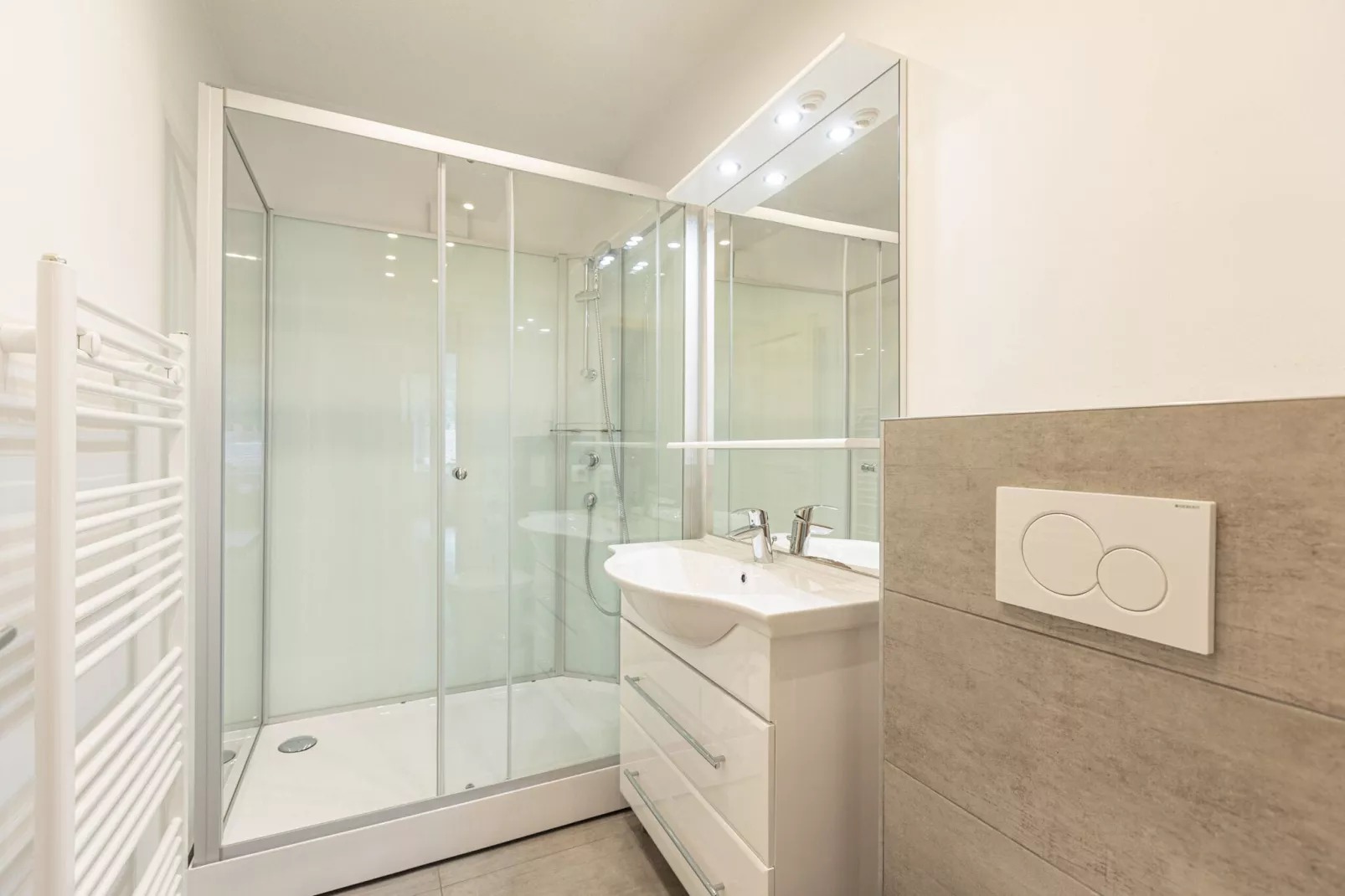 Erzberg Alpin Resort  2-Bathroom