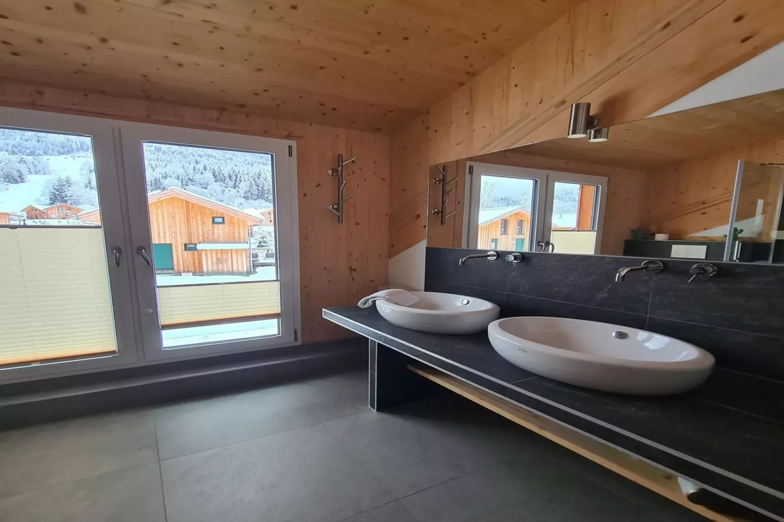 Kreischberg Chalets 59-Bathroom