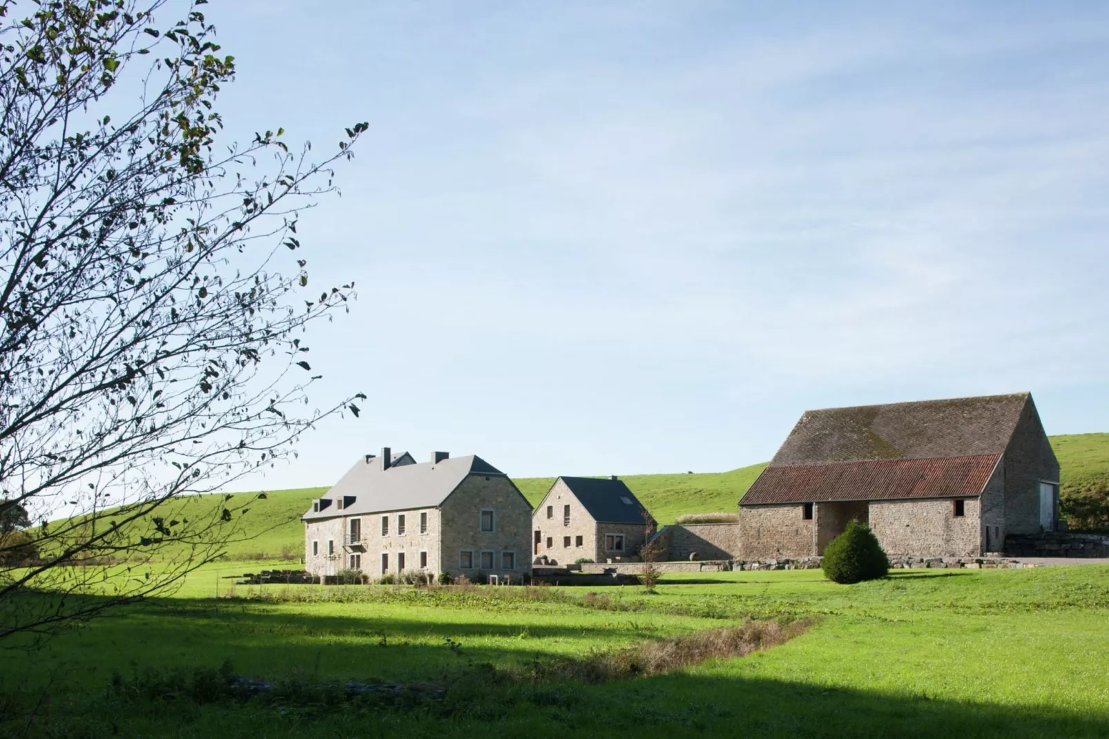 Le Moulin de Vaulx-Außenbereich Sommer