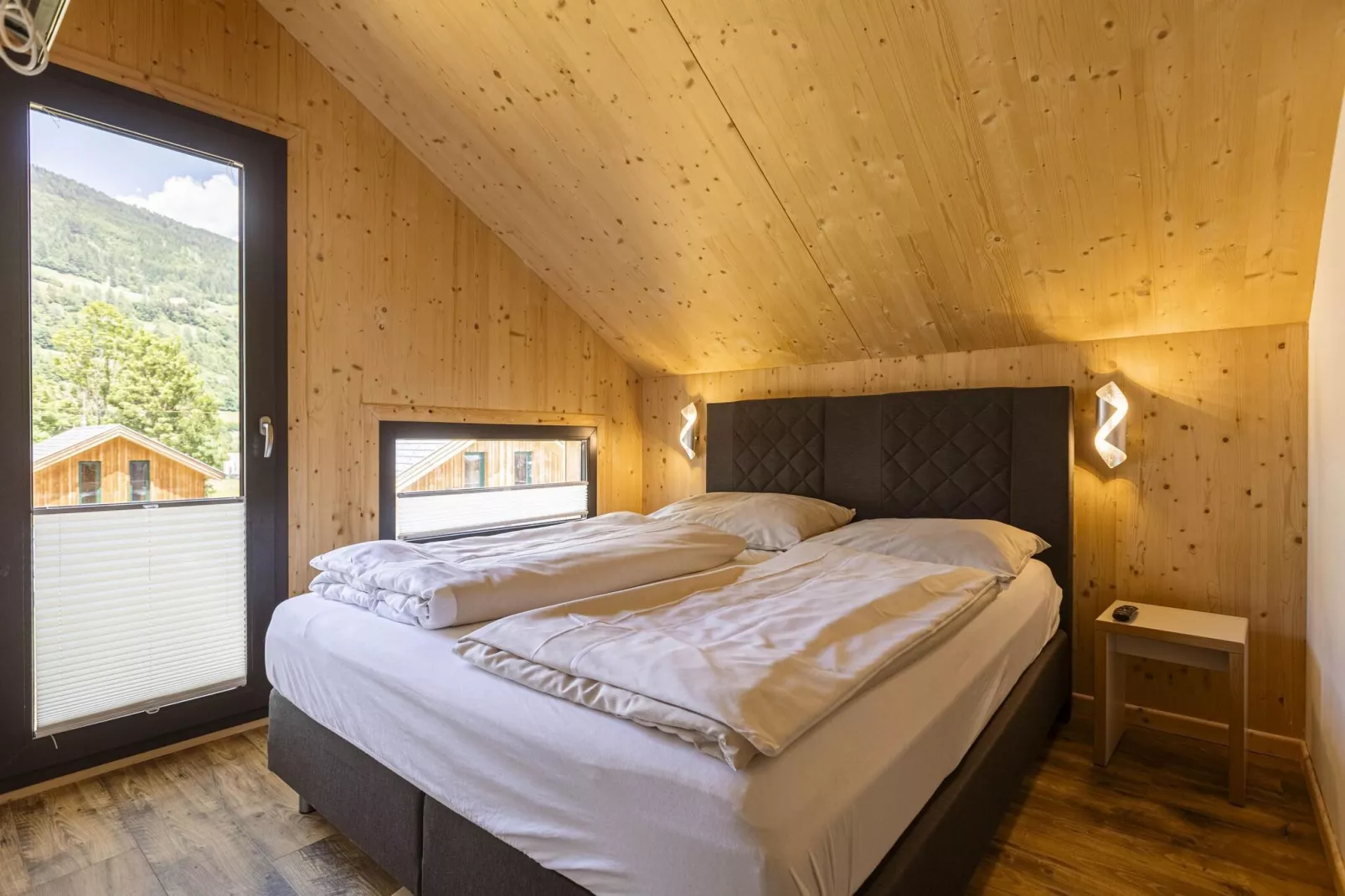 Kreischberg Chalets 43b-Bedroom
