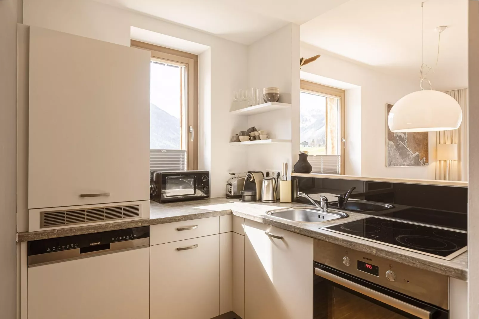 Alpenrock Schladming 9-Kitchen