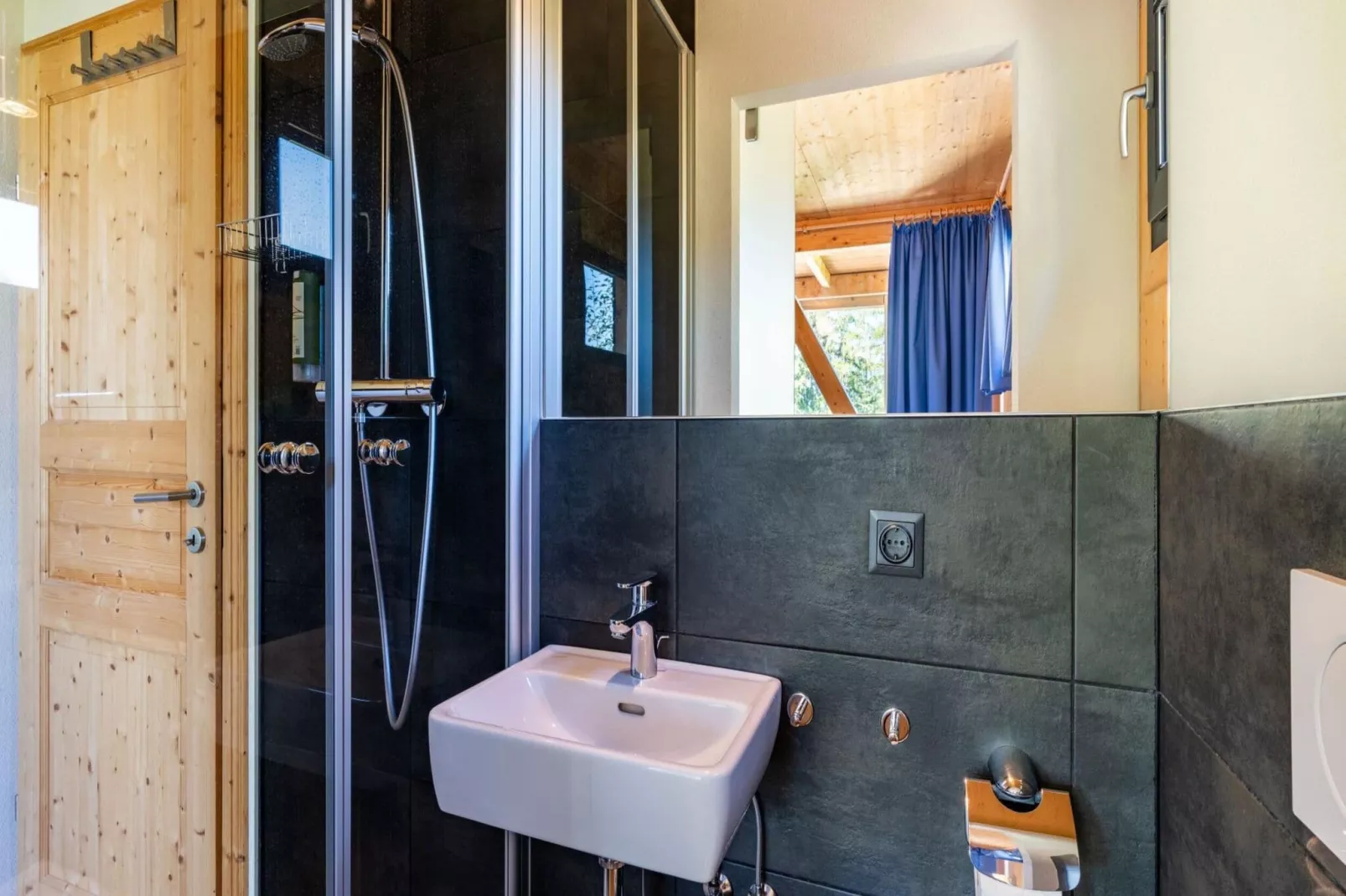 Alpenchalets Reiteralm 4-Bathroom