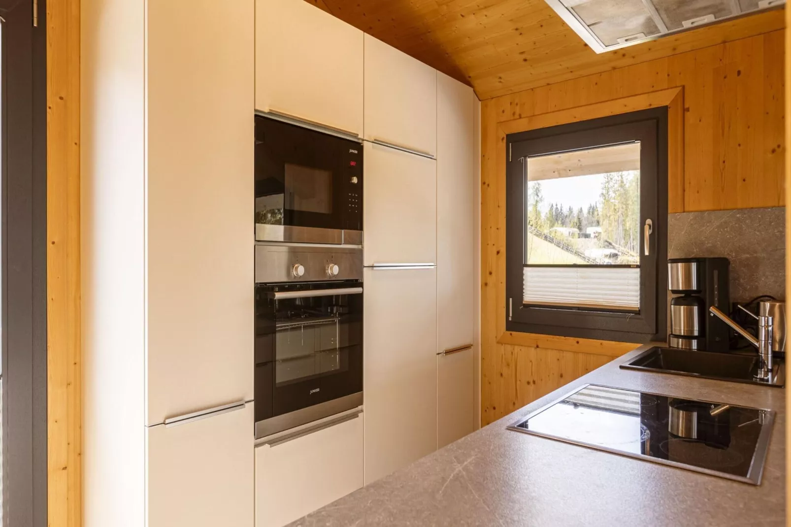 Alpenchalets Reiteralm 5-Kitchen
