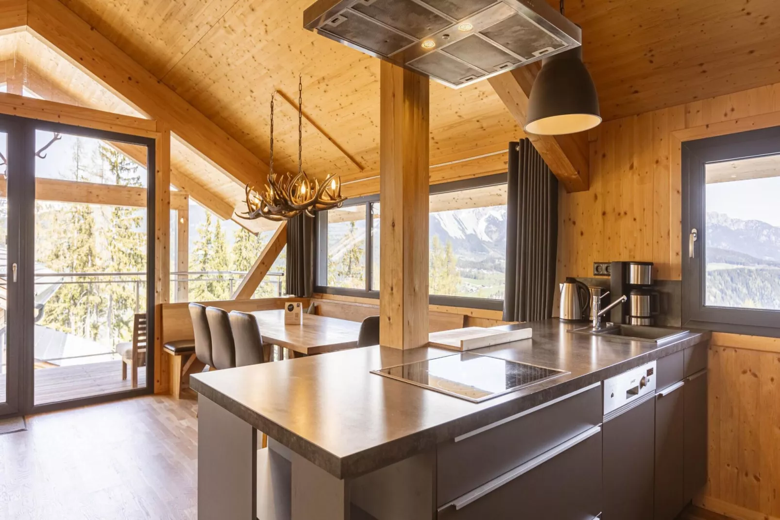 Alpenchalets Reiteralm 3-Kitchen