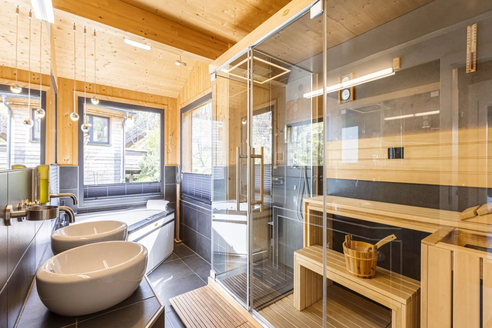 Alpenchalets Reiteralm 6-Bathroom