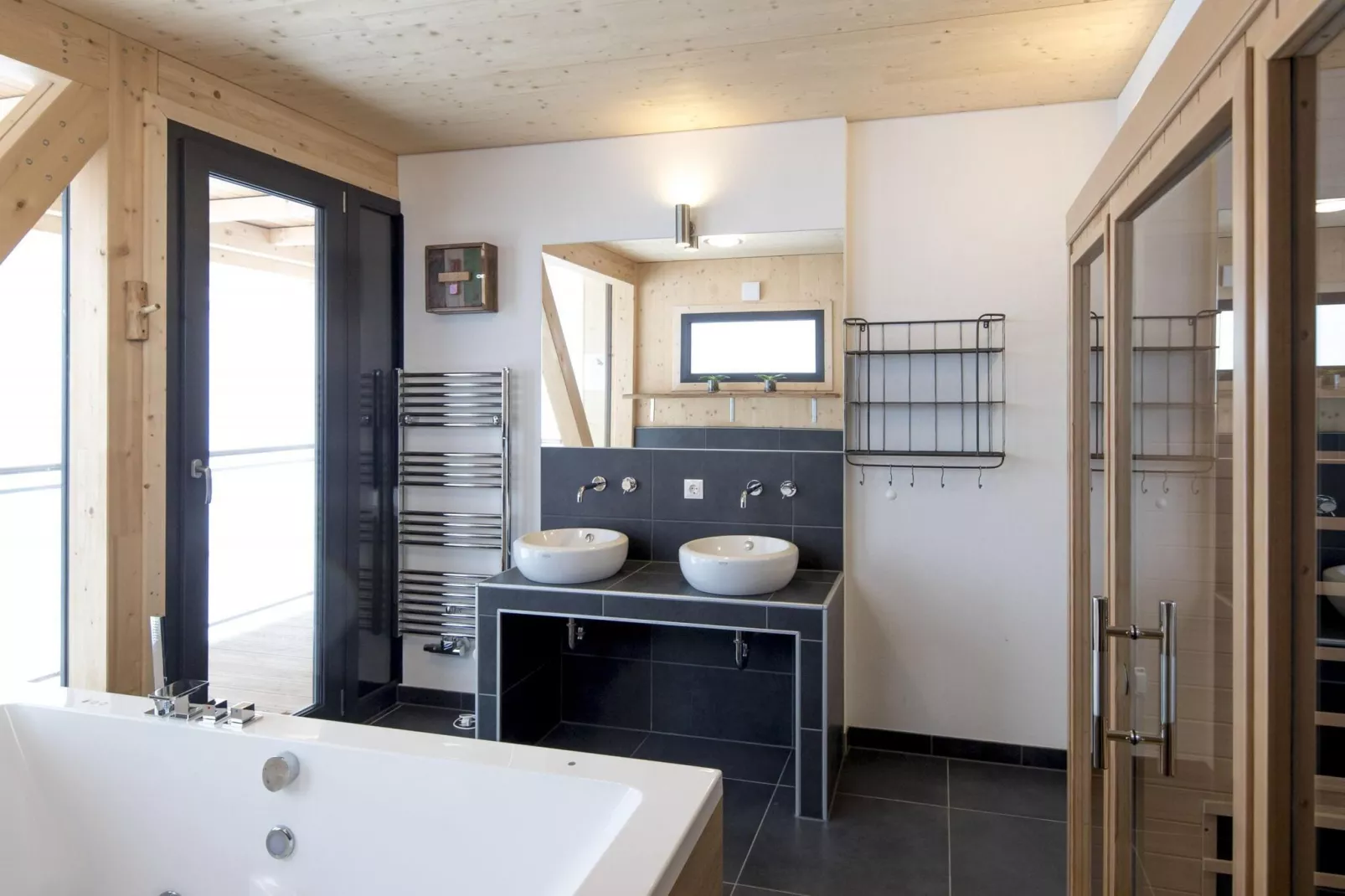 Alpenchalets Reiteralm 1-Bathroom
