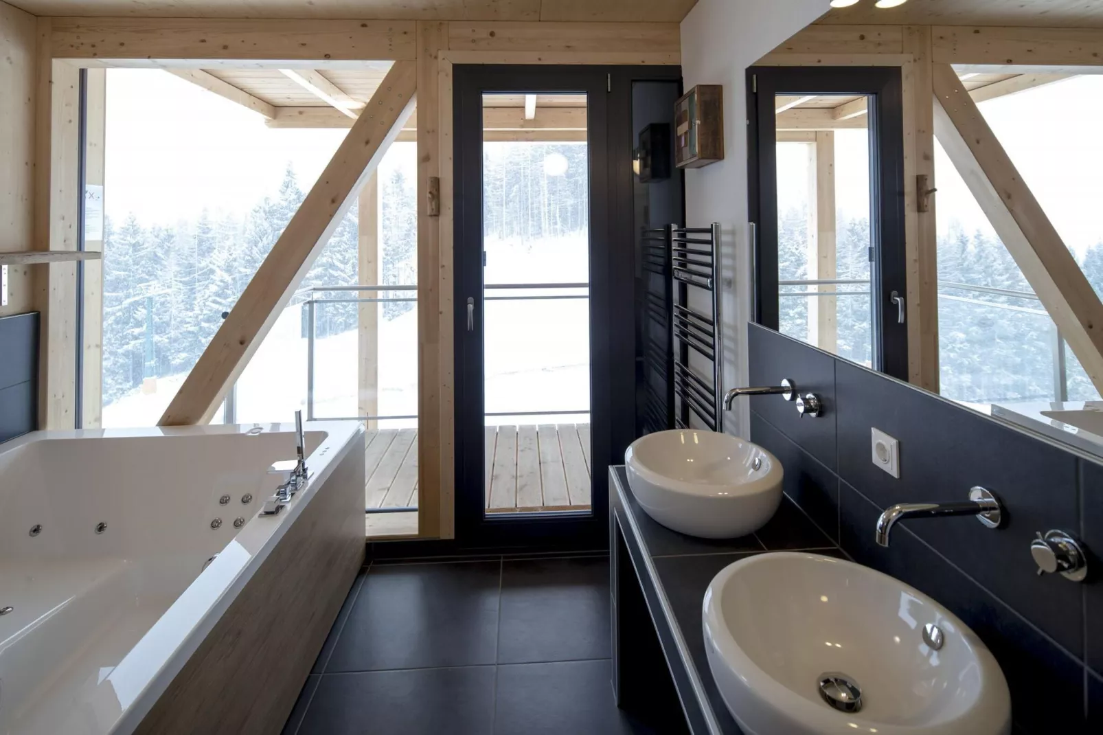 Alpenchalets Reiteralm 1-Bathroom