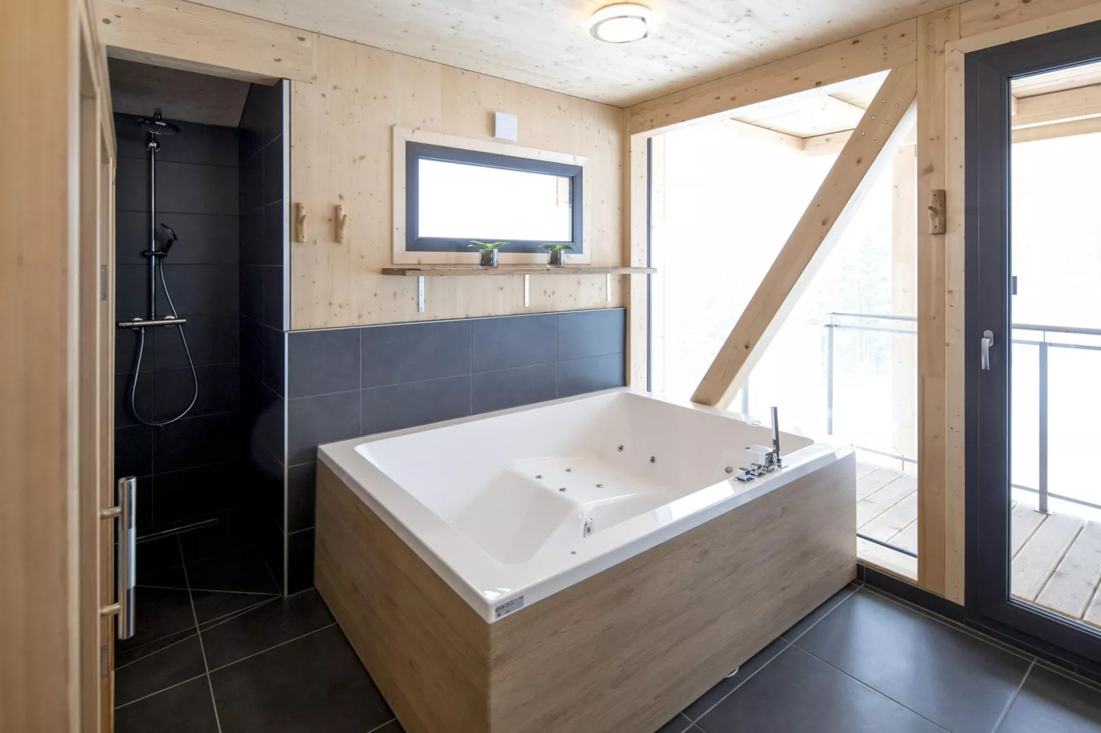 Alpenchalets Reiteralm 1-Bathroom