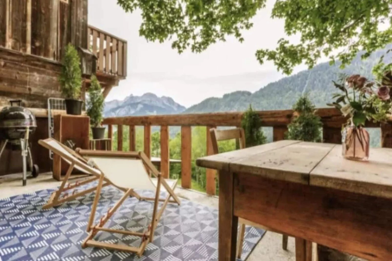 Alps Chalet for Big Group with Sauna & Yoga Terrace-Terrace balcony