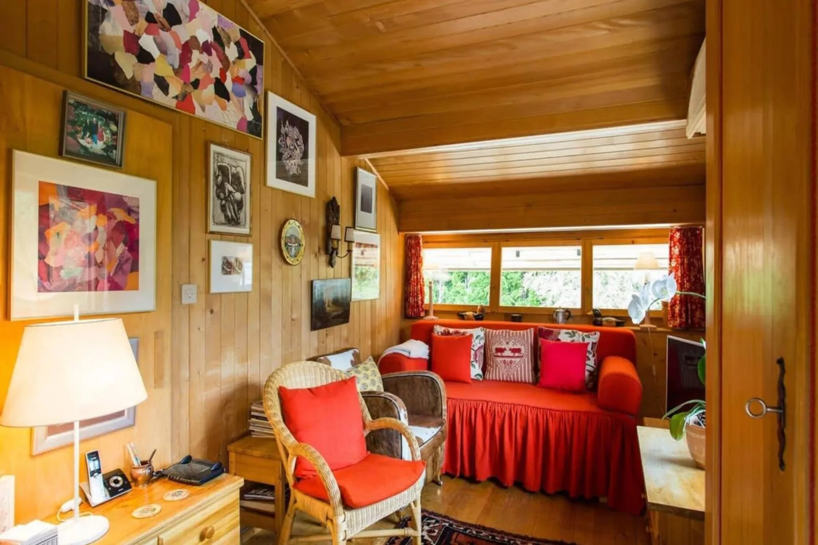 ALP SUNRISE-Living room