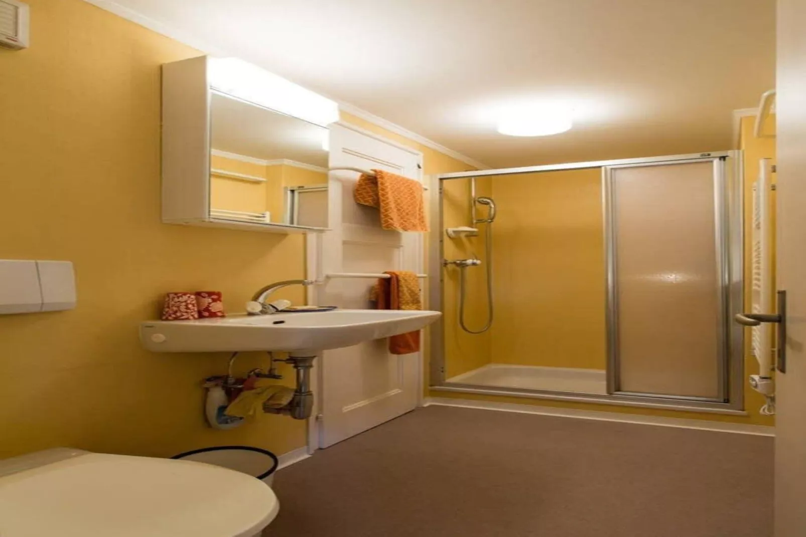 ALP SUNRISE-Bathroom