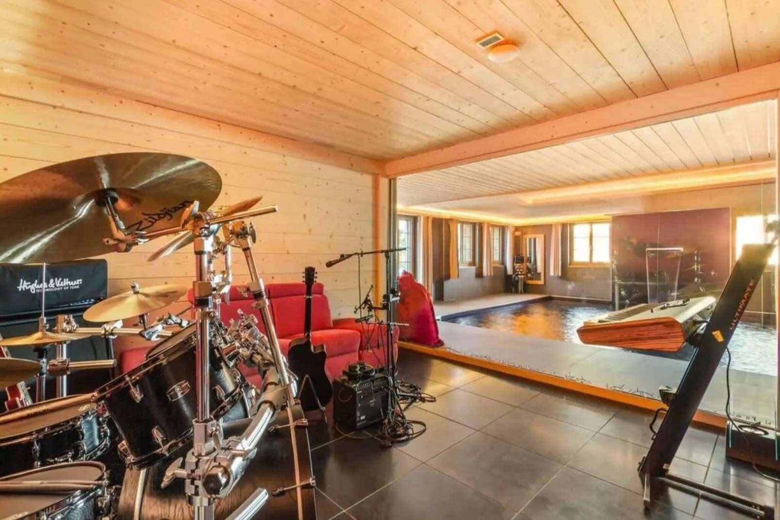 Beautiful Modern Chalet in the Gstaad Region-Facilities