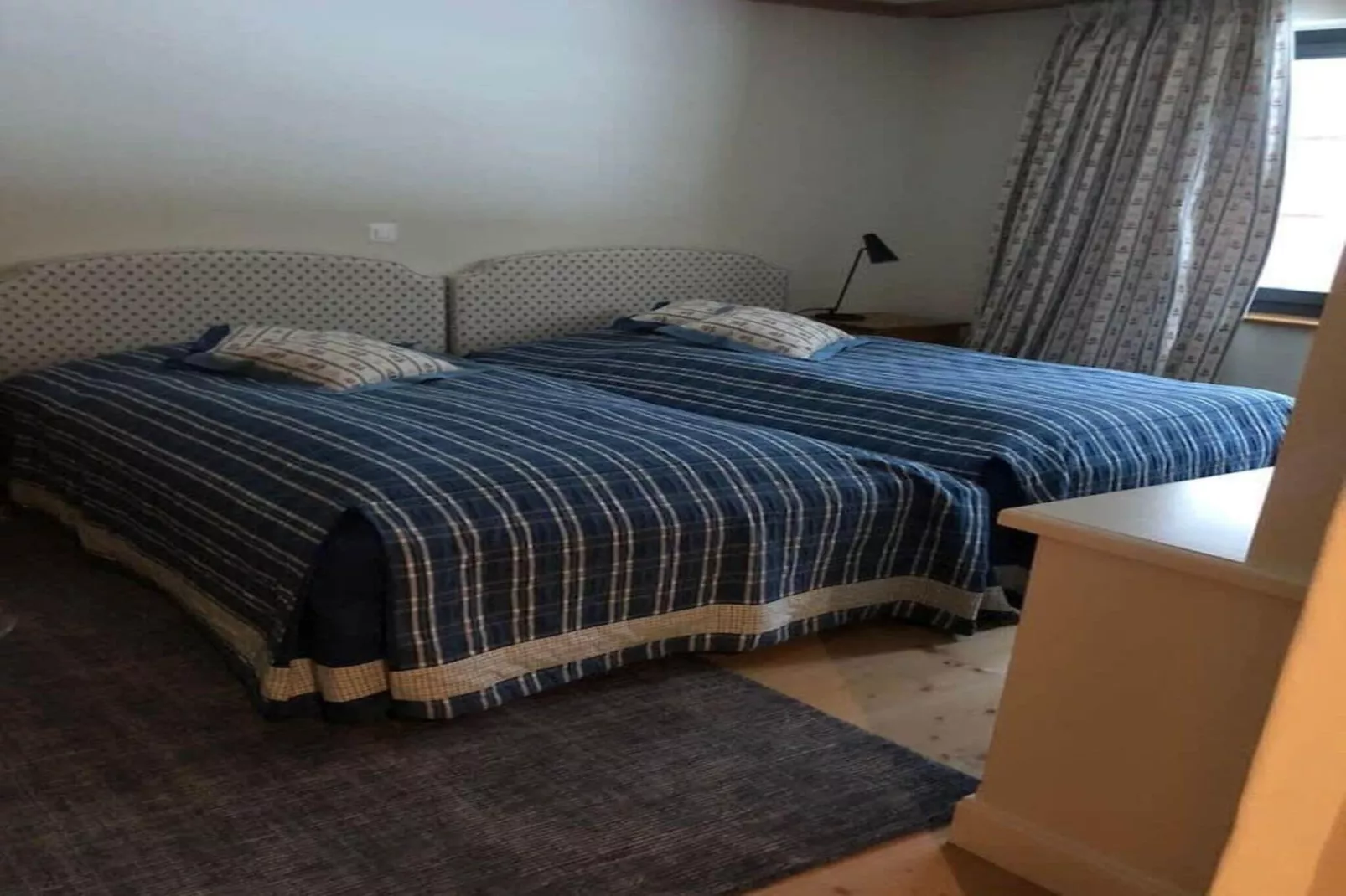 Spa Chalet in Ground Floor Cozy Duplex-Schlafzimmer
