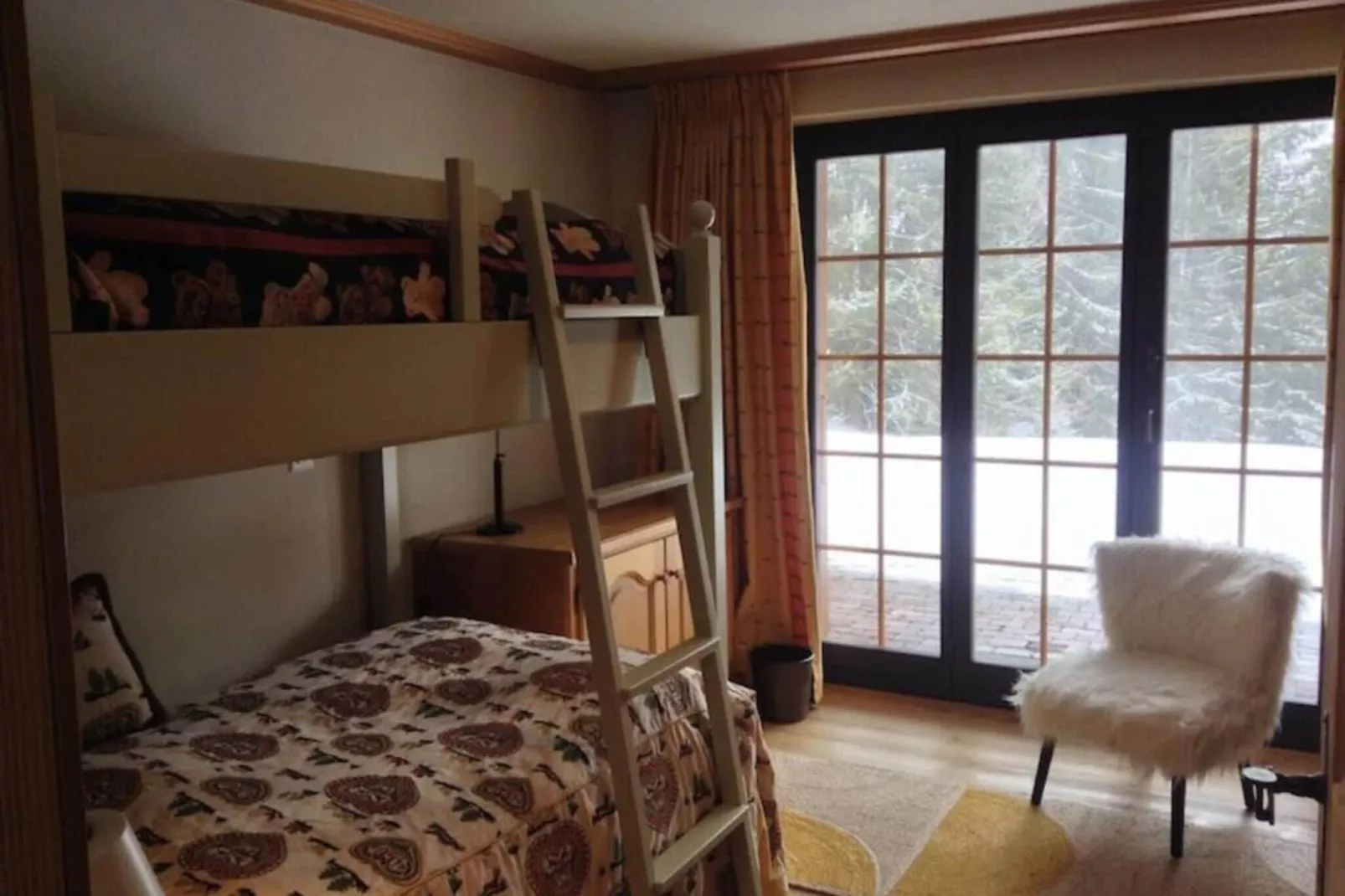Spa Chalet in Ground Floor Cozy Duplex-Schlafzimmer