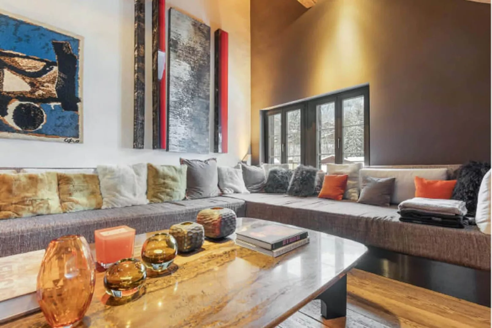 Modern Luxury Duplex In Central Gstaad-Living room