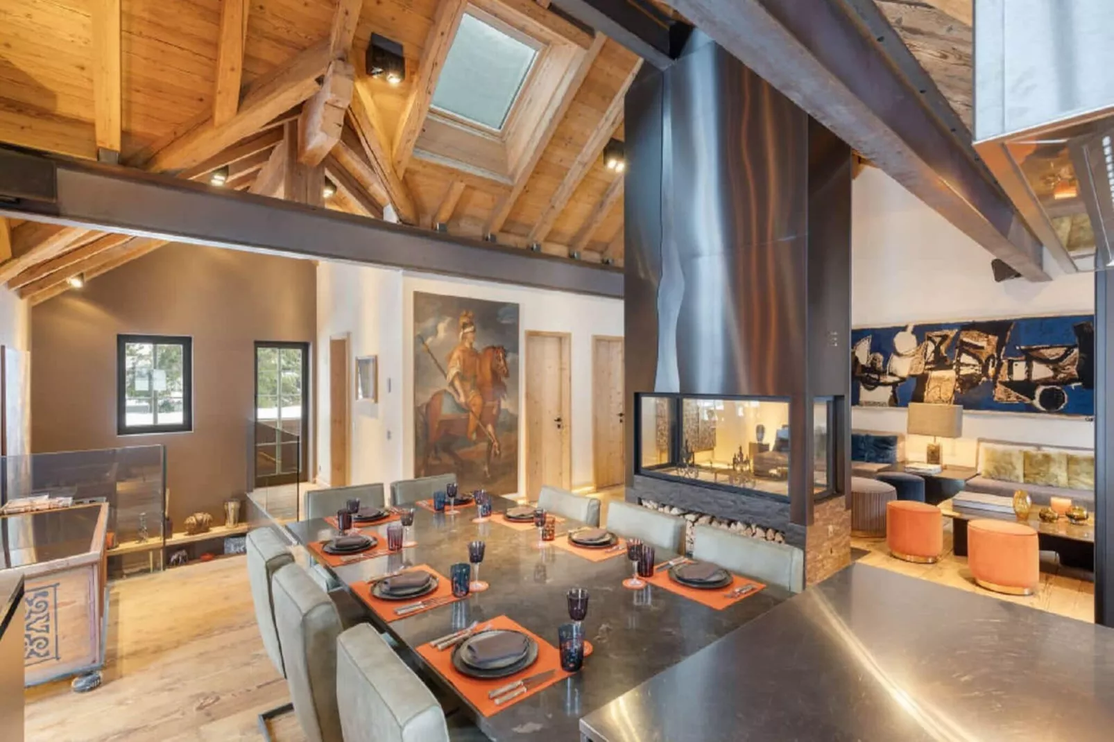 Modern Luxury Duplex In Central Gstaad-Dining room