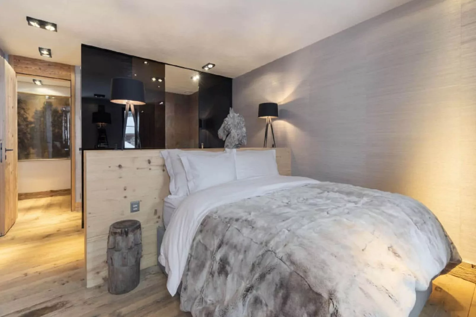 Modern Luxury Duplex In Central Gstaad-Bedroom