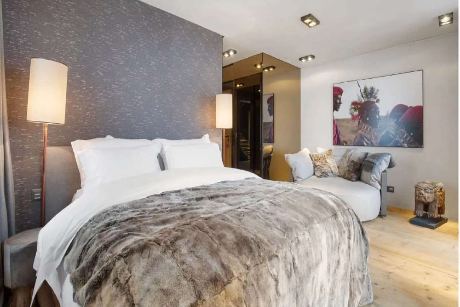 Modern Luxury Duplex In Central Gstaad-Bedroom
