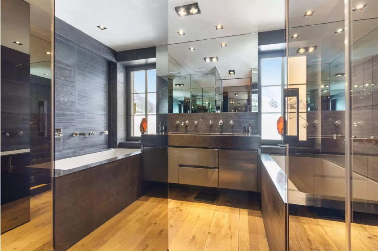 Modern Luxury Duplex In Central Gstaad-Bathroom