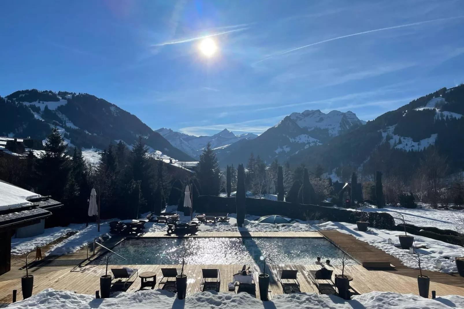 Luxurious Alpine Flat With Hotel Amenities-Pool