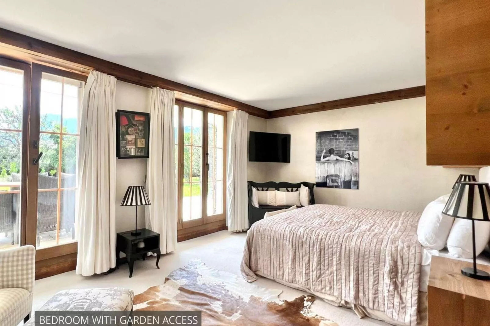 7-bedroom Chalet Private Pool and Stunning Views-Bedroom