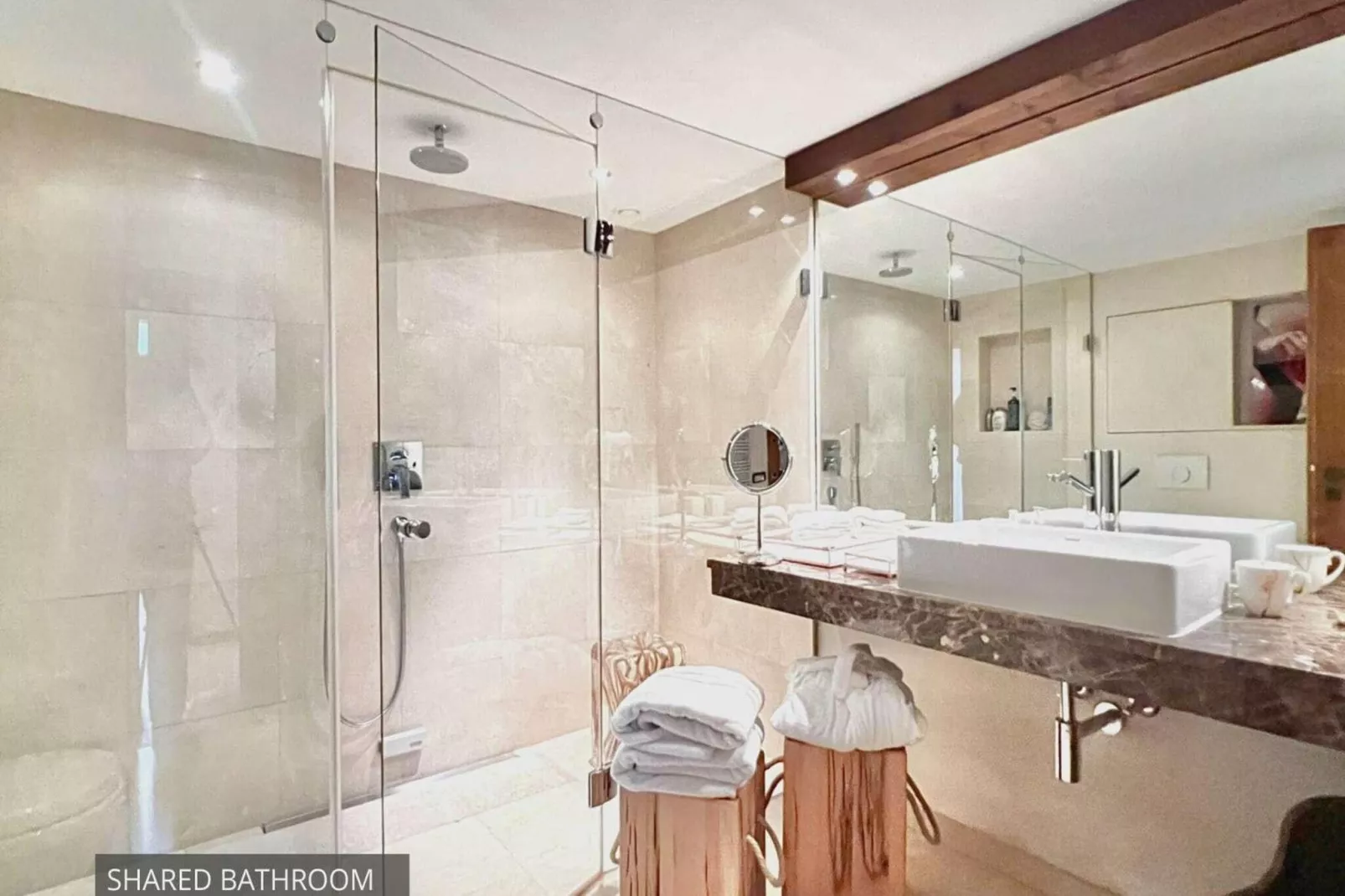 7-bedroom Chalet Private Pool and Stunning Views-Bathroom
