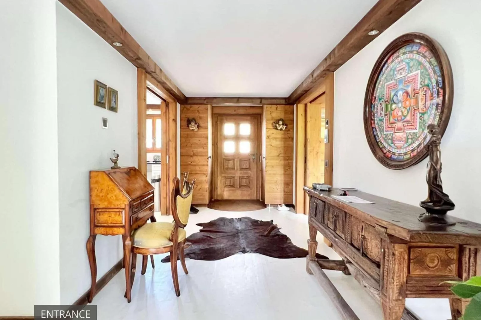 7-bedroom Chalet Private Pool and Stunning Views-Reception hall