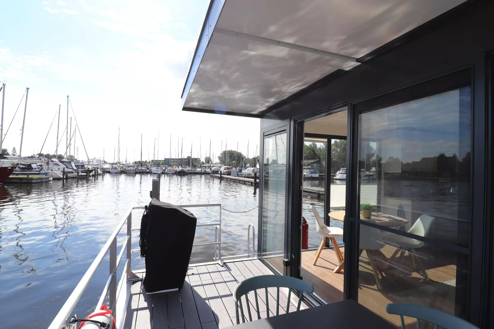 Houseboat Refugio-Terrace balcony