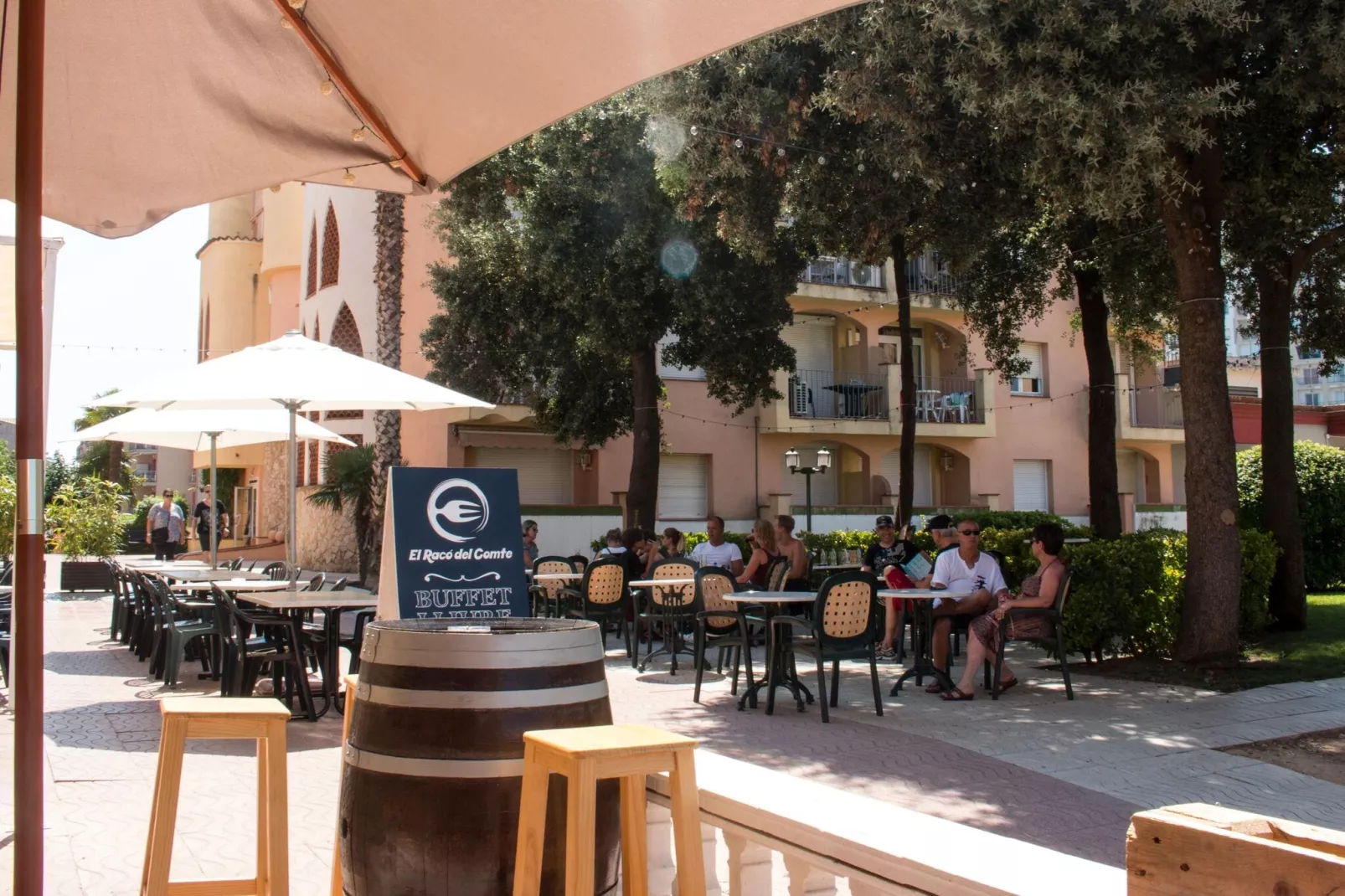 APARTAMENTOS COMTE D'EMPURIES B24-Facilities