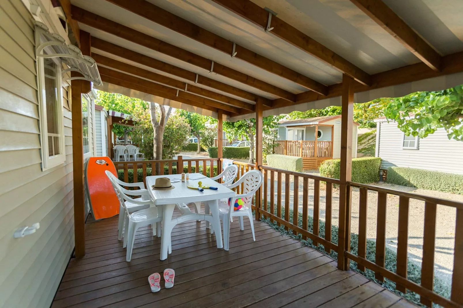 La Llosa Mobile Home- Mediterrani-Balcon-terrasse